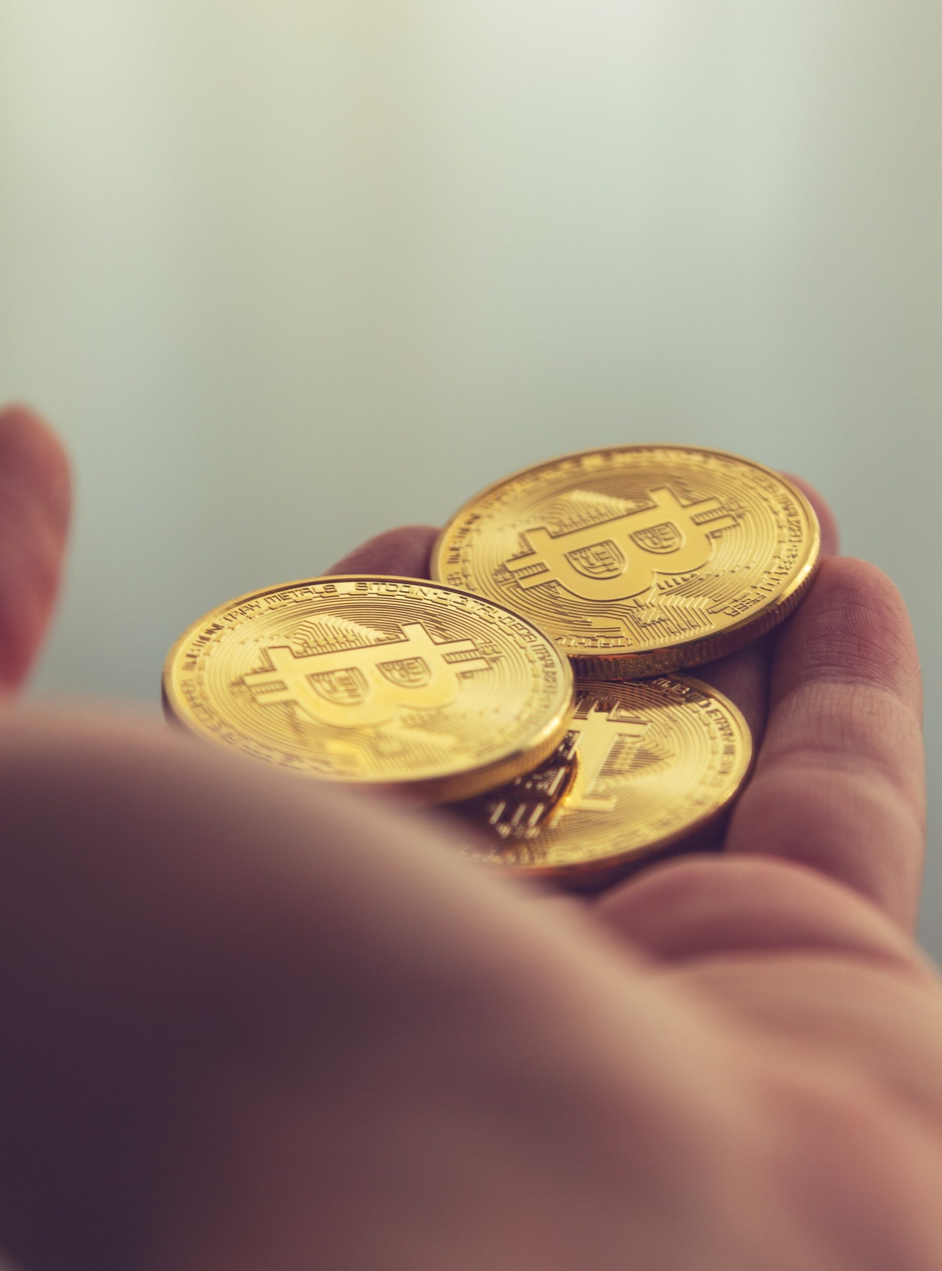L’evoluzione della moneta: dal baratto al Bitcoin